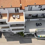 Apartments Dobrila 1